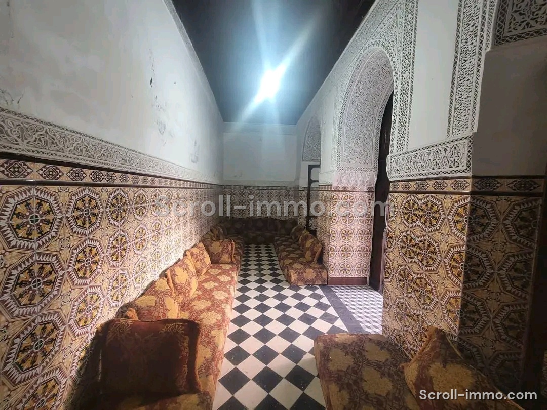 Riad 670m² 20ch Melkia à rénover – Quartier Riad Zitoun
