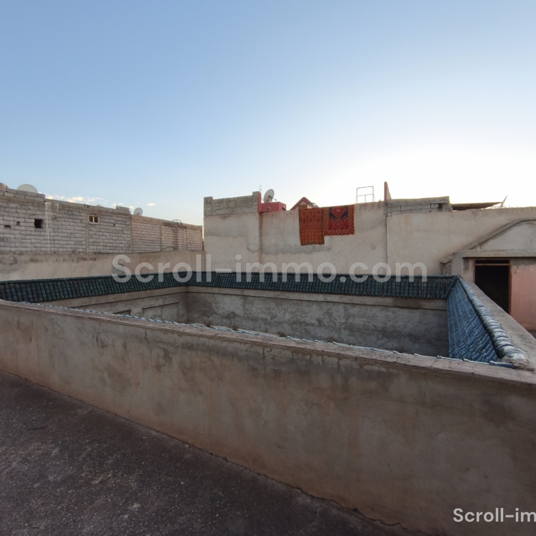 Rare ! Grand riad titré à finir sur 400m2