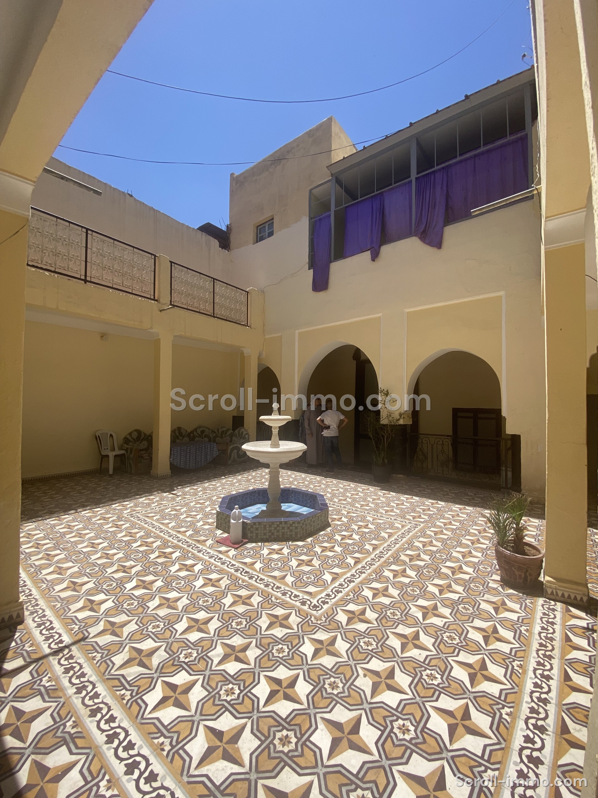 Riad 211m2 a rénové à rénover à Bab Hmar