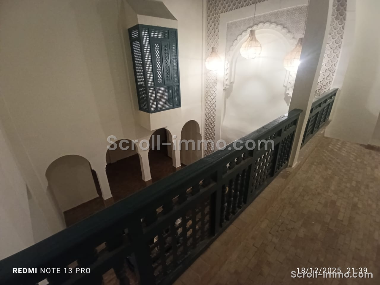Riad 230m2 fini, titré à Zaouia