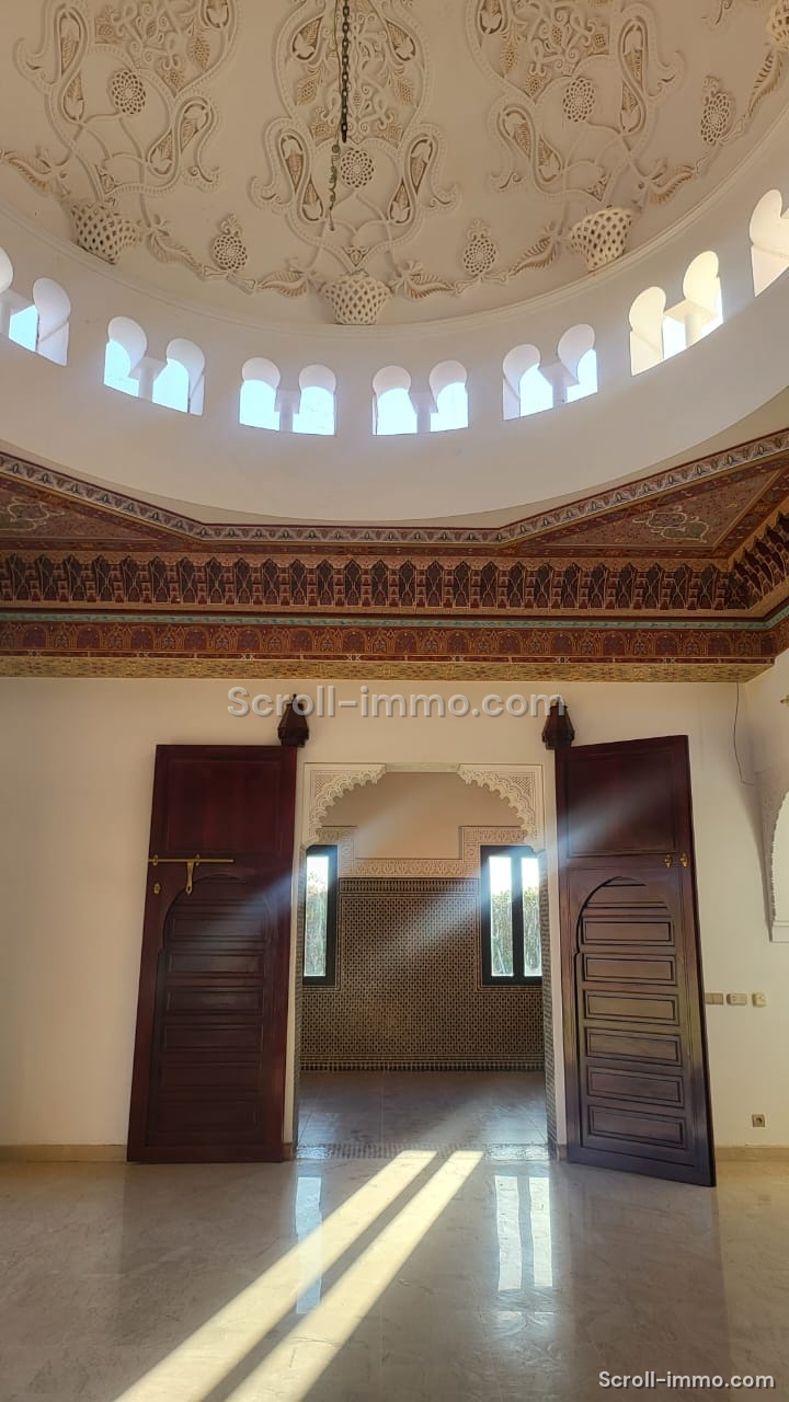 PALAIS & VILLAS – Route d’Amizmiz 17KM MARRAKECH – OPPORTUNITÉ HÔTELIÈRE