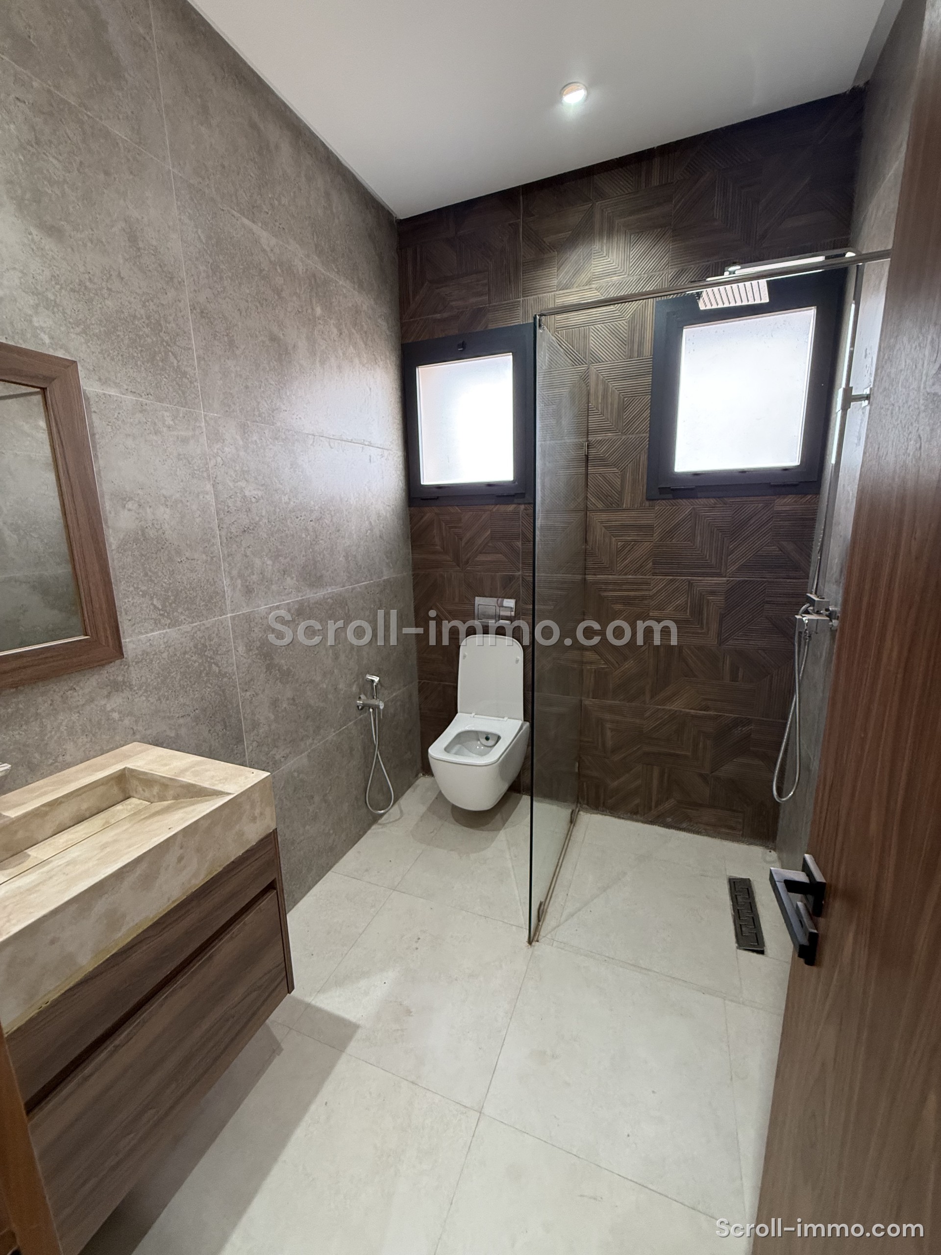 Villa contemporaine avec 4 suites & sous-sol – Akenza Villa