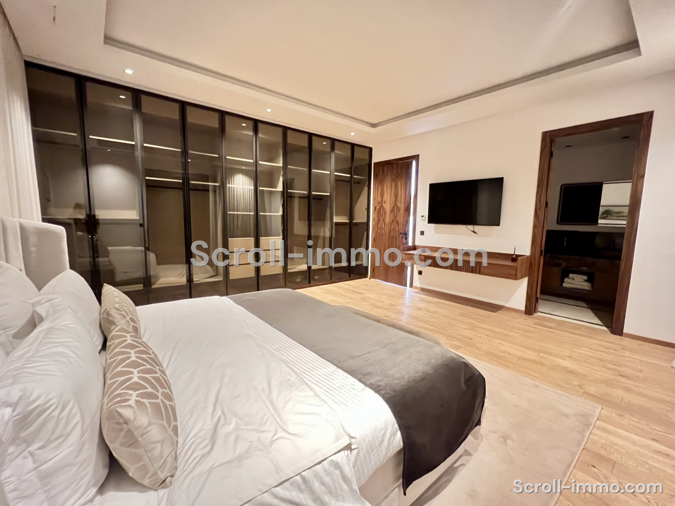 Villa 320m² 4 suites avec ascenseur Route d&rsquo;Amizmiz