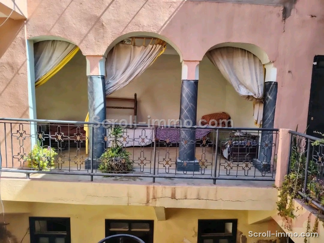 Riad 172m2 à Bab Doukalla