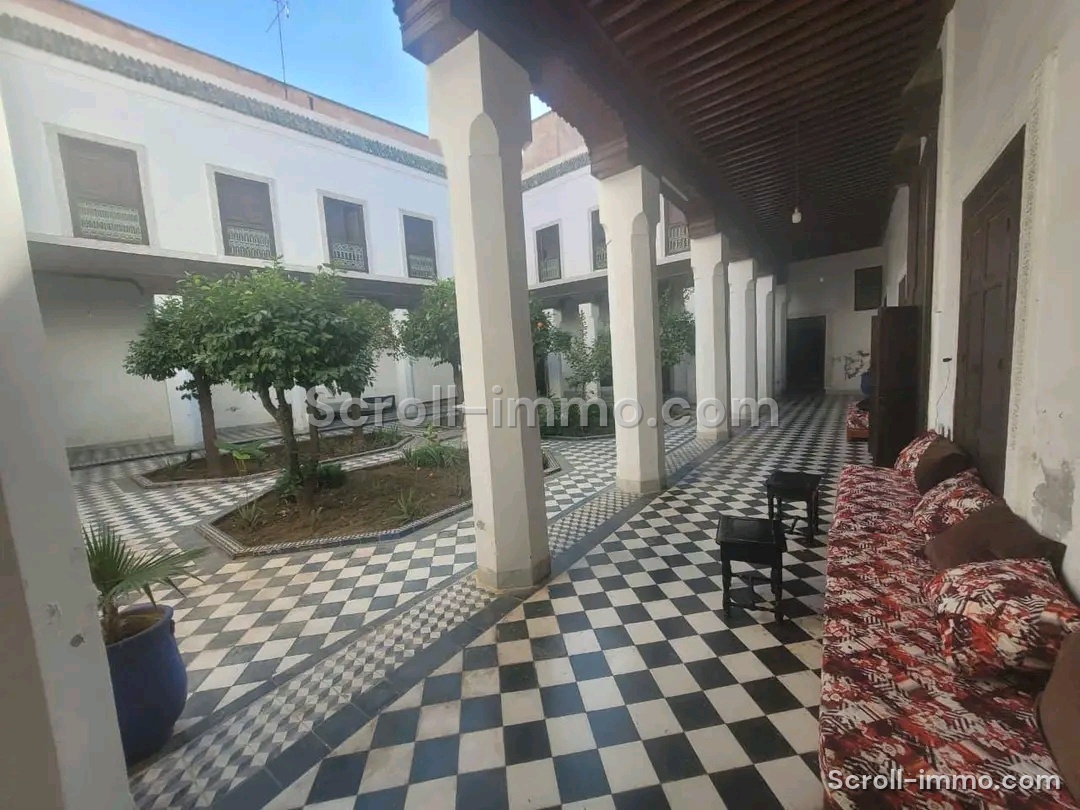 Riad 670m² 20ch Melkia à rénover – Quartier Riad Zitoun