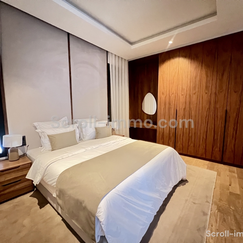 Villa 320m² 4 suites avec ascenseur Route d&rsquo;Amizmiz
