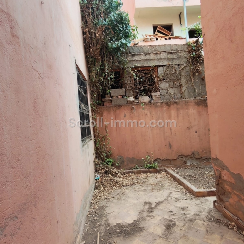 Maison / Appartement Titré, à rénover avec jardin à Hay Zitoun, Marrakech – Fort potentiel !