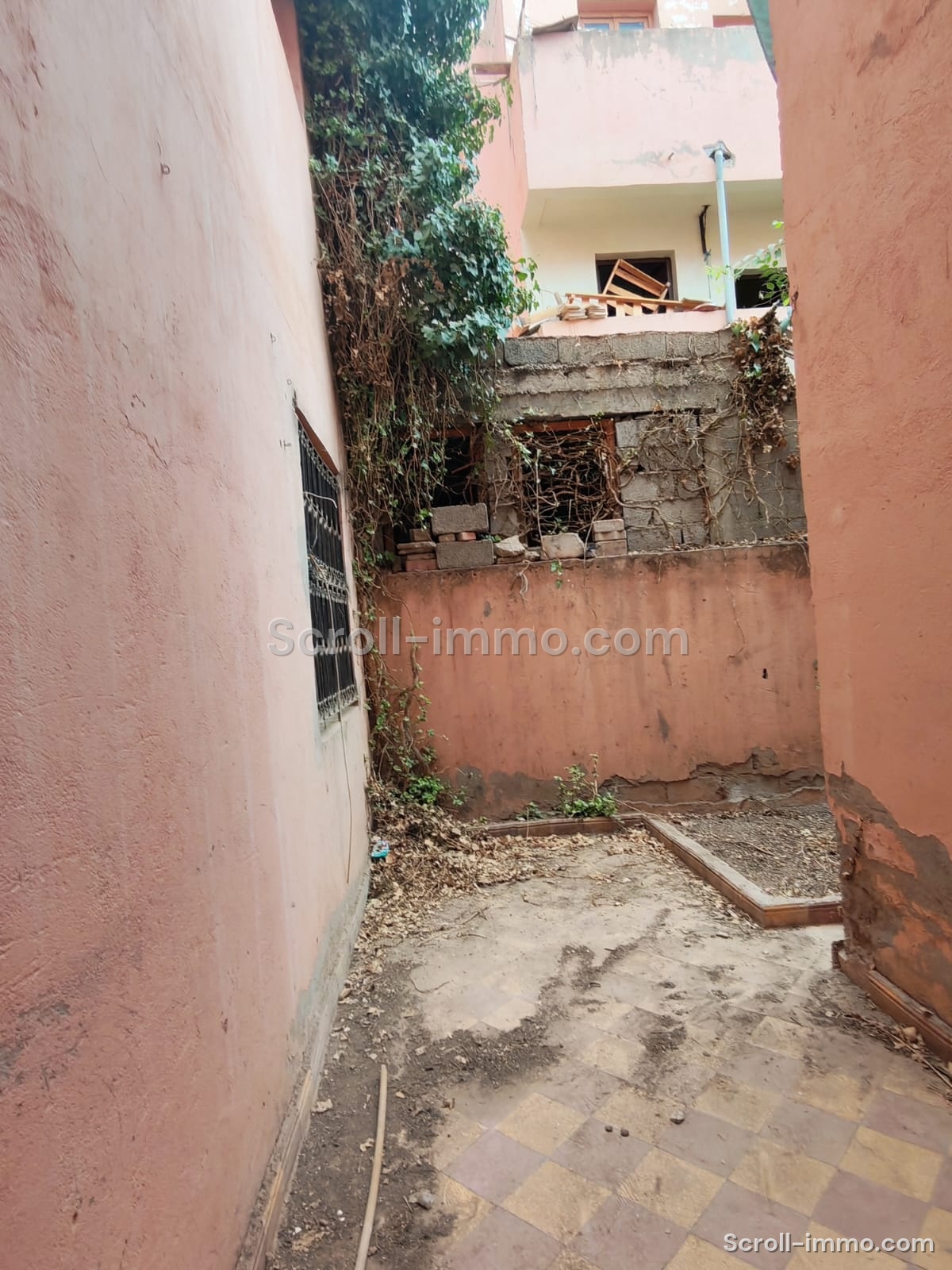 Maison / Appartement Titré, à rénover avec jardin à Hay Zitoun, Marrakech – Fort potentiel !