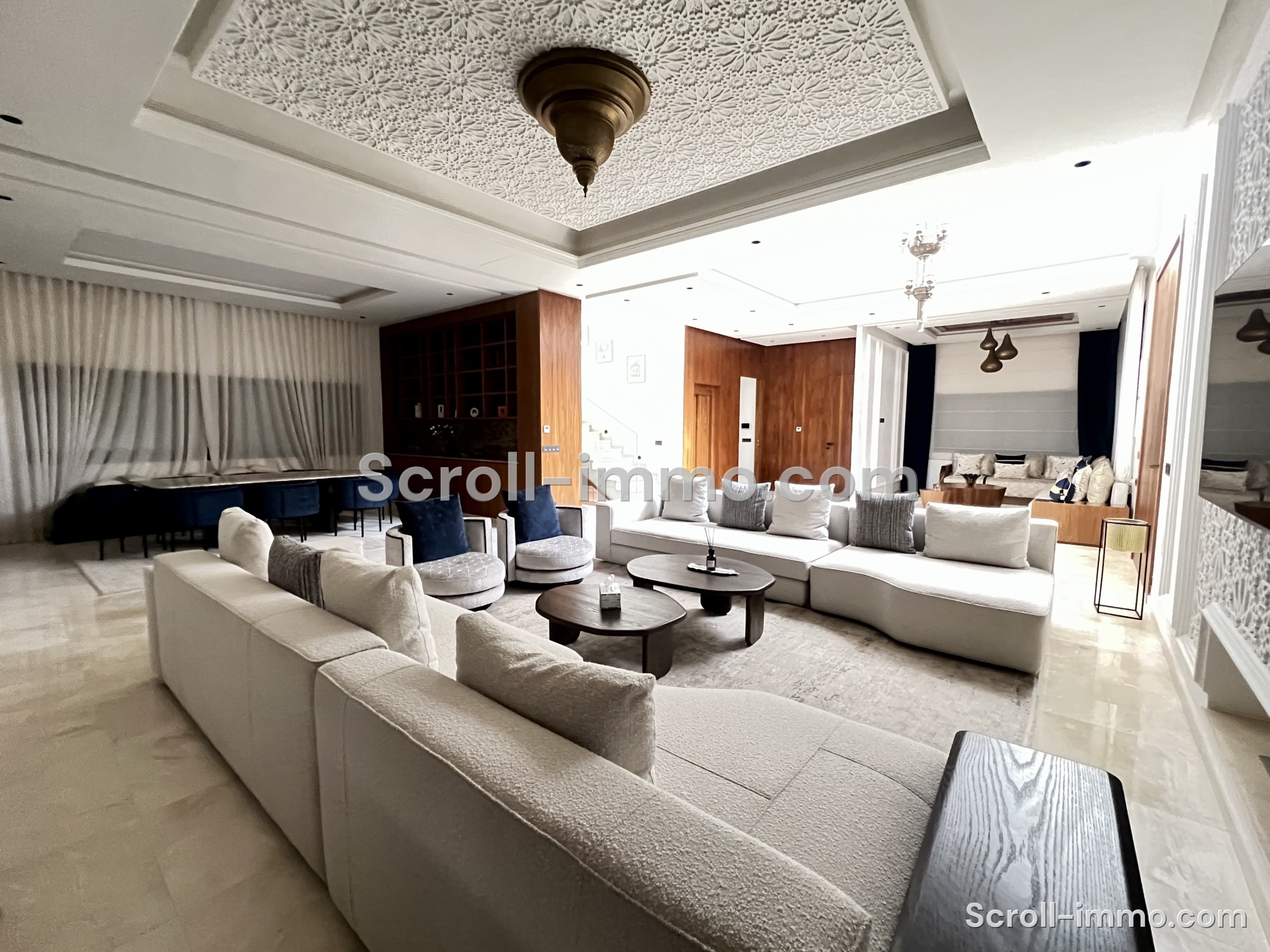 Villa 320m² 4 suites avec ascenseur Route d&rsquo;Amizmiz