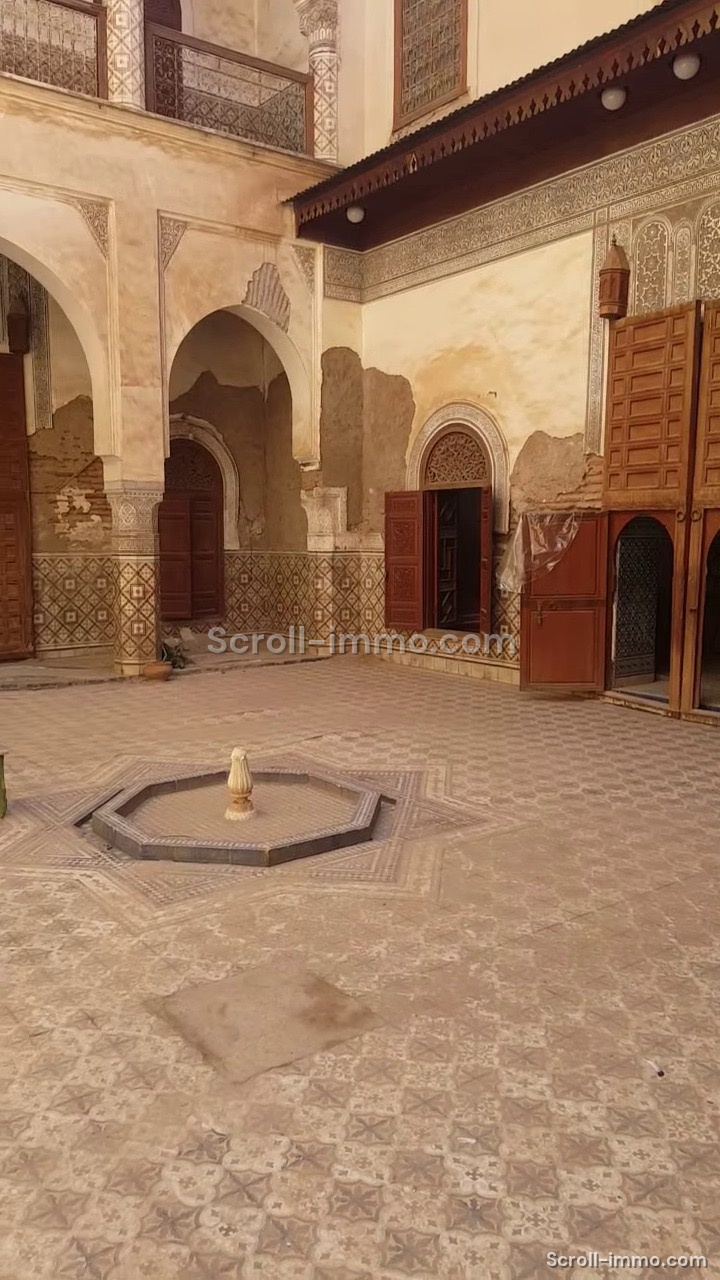 Riad 556m2 à rénover dans le quartier de Hart Essoura