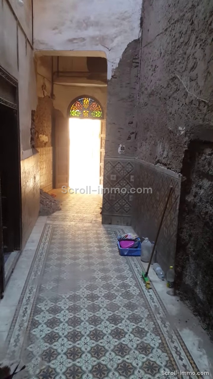 Riad 556m2 à rénover dans le quartier de Hart Essoura