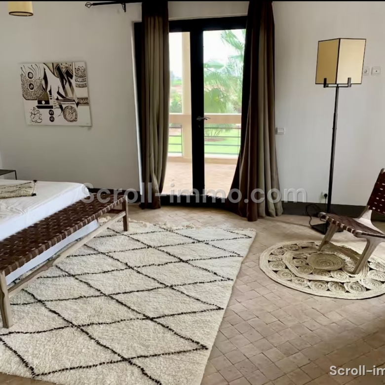 Très beau domaine de 12000 m2, villa 4 suites