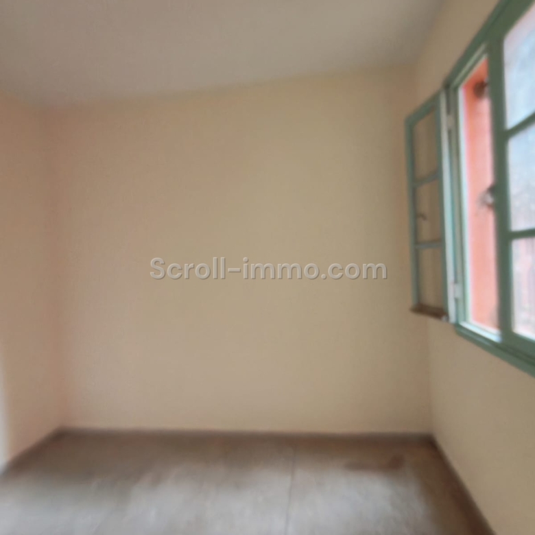 Maison / Appartement Titré, à rénover avec jardin à Hay Zitoun, Marrakech – Fort potentiel !