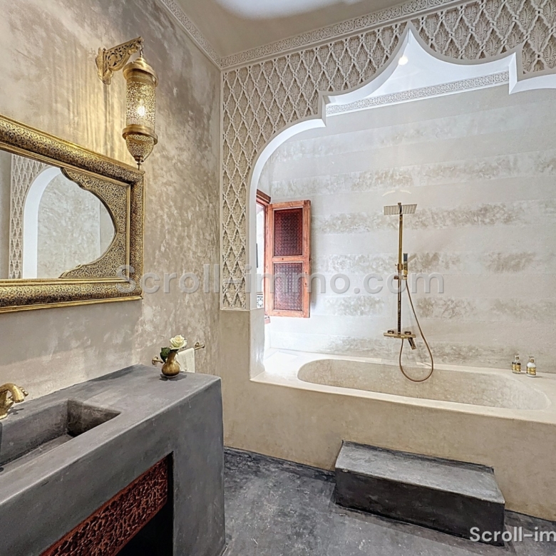 Riad 114m2 titre et déjà rénové à Ben saleh