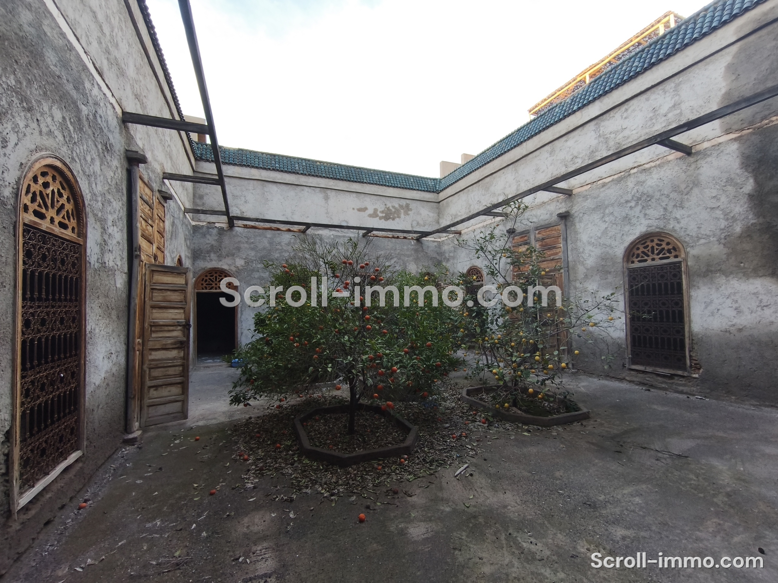 Rare ! Grand riad titré à finir sur 400m2