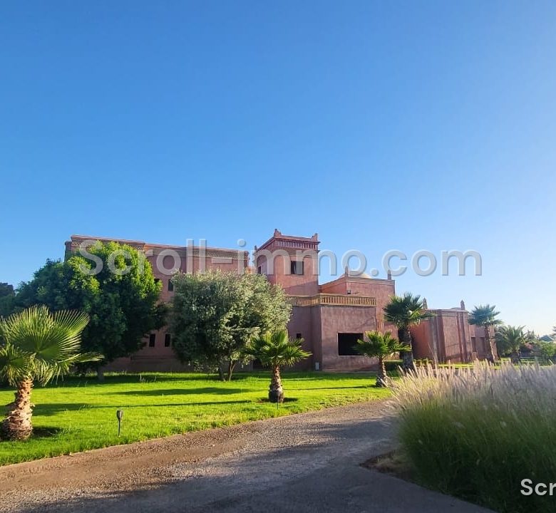 PALAIS & VILLAS – Route d’Amizmiz 17KM MARRAKECH – OPPORTUNITÉ HÔTELIÈRE