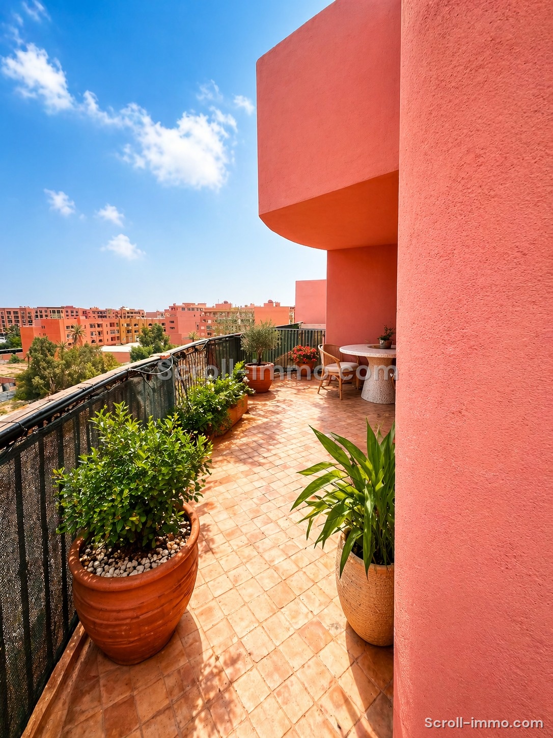 Vaste appartement 276m2 – Quartier Amoud