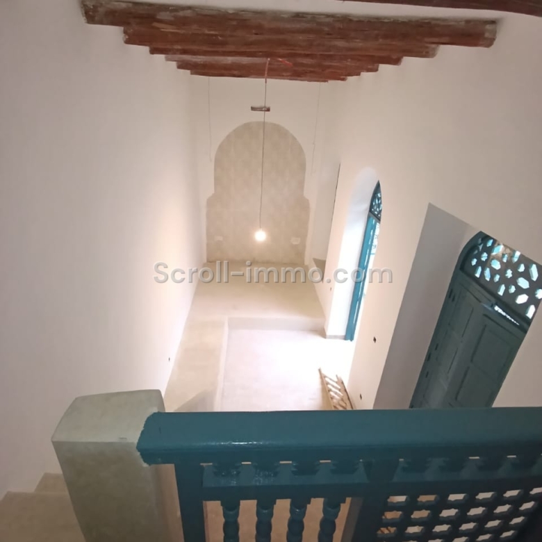 Riad 230m2 fini, titré à Zaouia