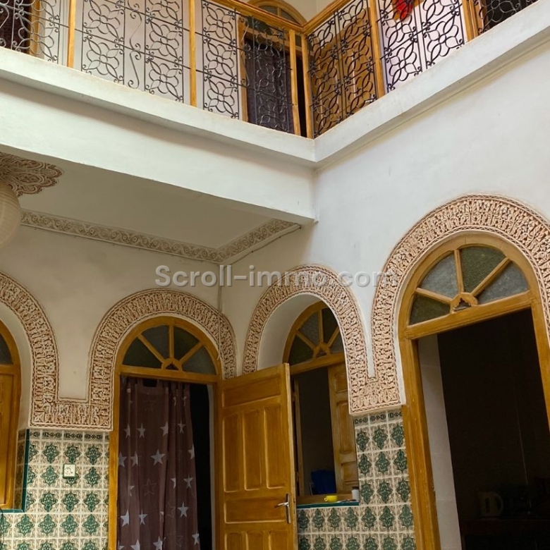 Riad titré à rénover- Quartier Issil