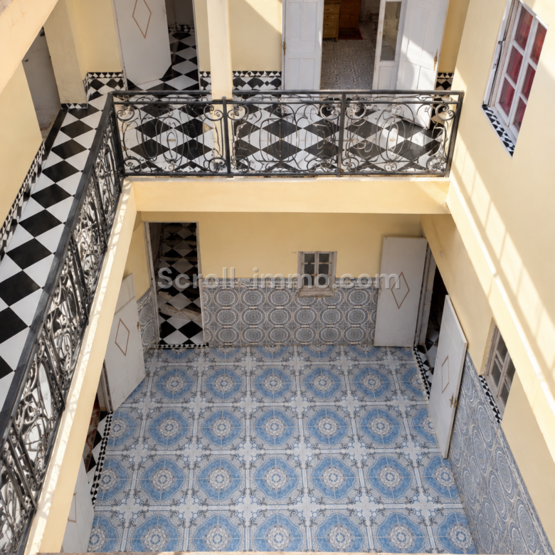 Riad 99 m² à rénover – Bab Taghzout – Fort potentiel maison d’hôtes