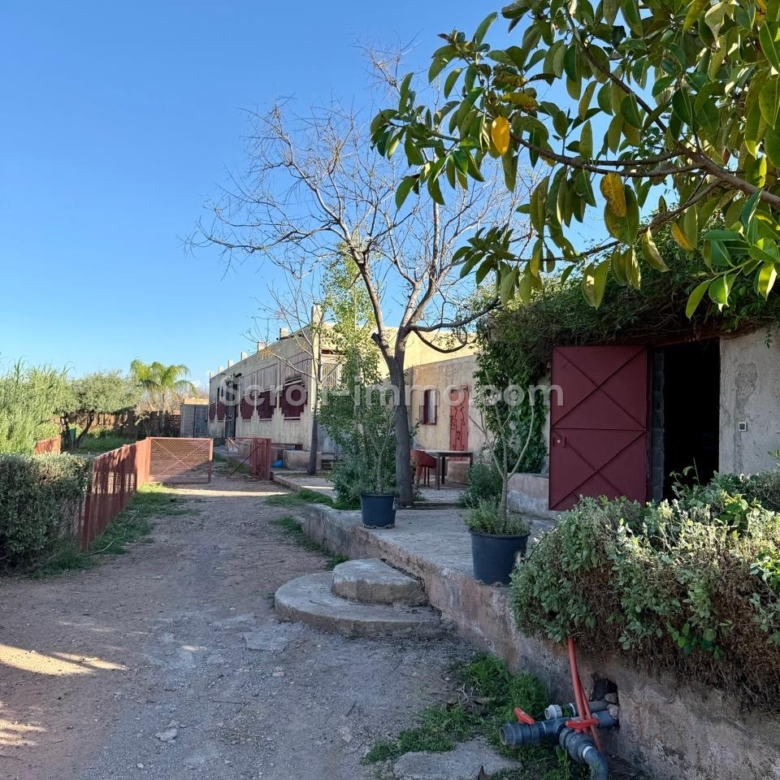 À vendre – Jolie ferme d’hôtes en activité aux portes de Marrakech