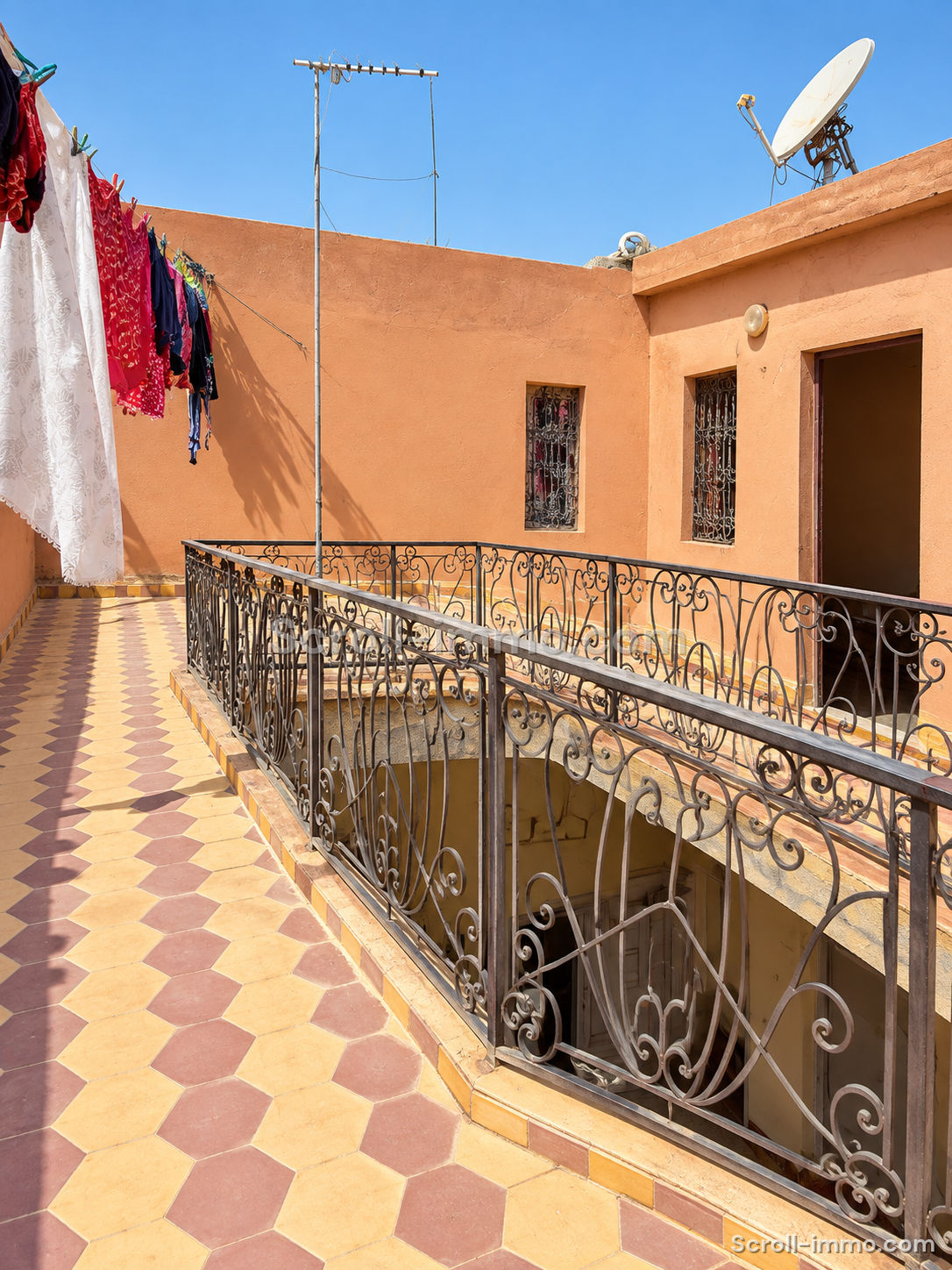 4f3d54e0-3509-437e-8d09-33ed0028d846-1000020872 Riad 99 m² à rénover – Bab Taghzout – Fort potentiel maison d’hôtes