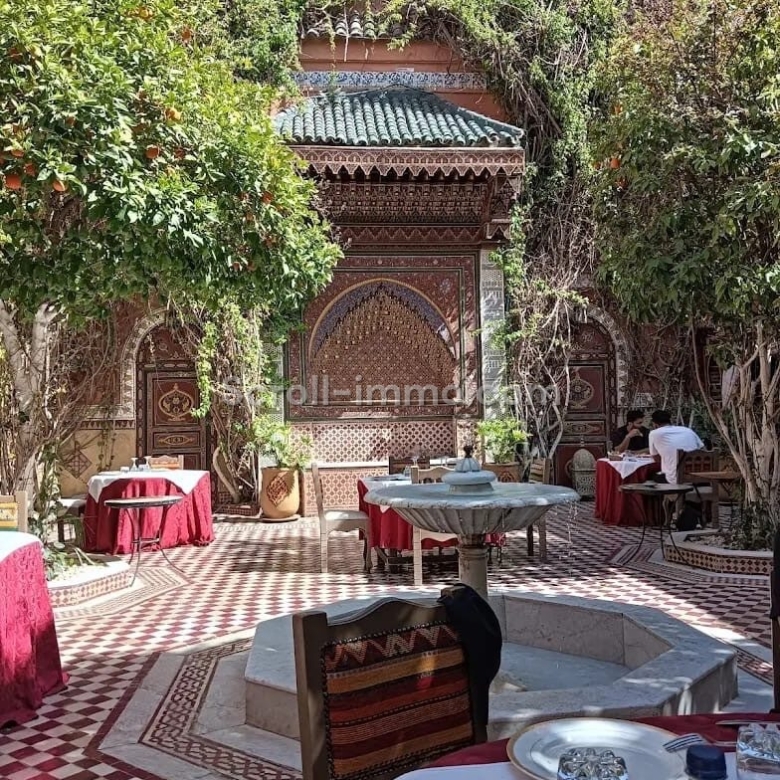 Magnifique restaurant/riad – 1214m² à Riad zitoun