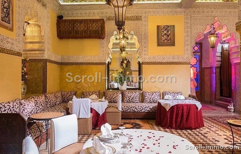 Magnifique restaurant/riad – 1214m² à Riad zitoun