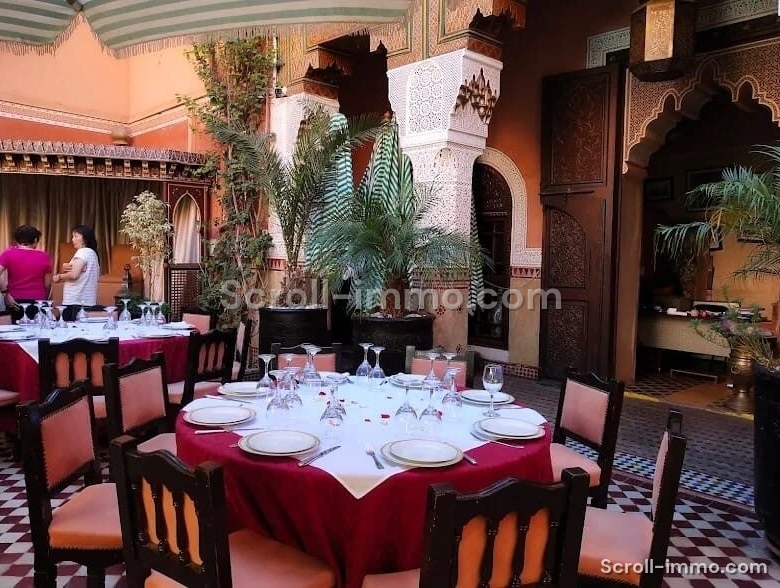 Magnifique restaurant/riad – 1214m² à Riad zitoun