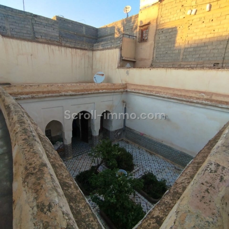 Riad Traditionnel – 230m² à Zaouia