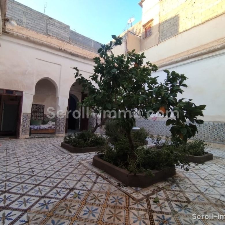Riad Traditionnel – 230m² à Zaouia