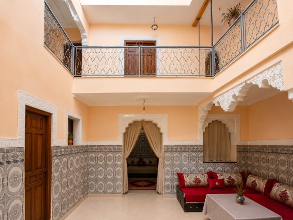 Riad Authentique – 98m² à Antaki