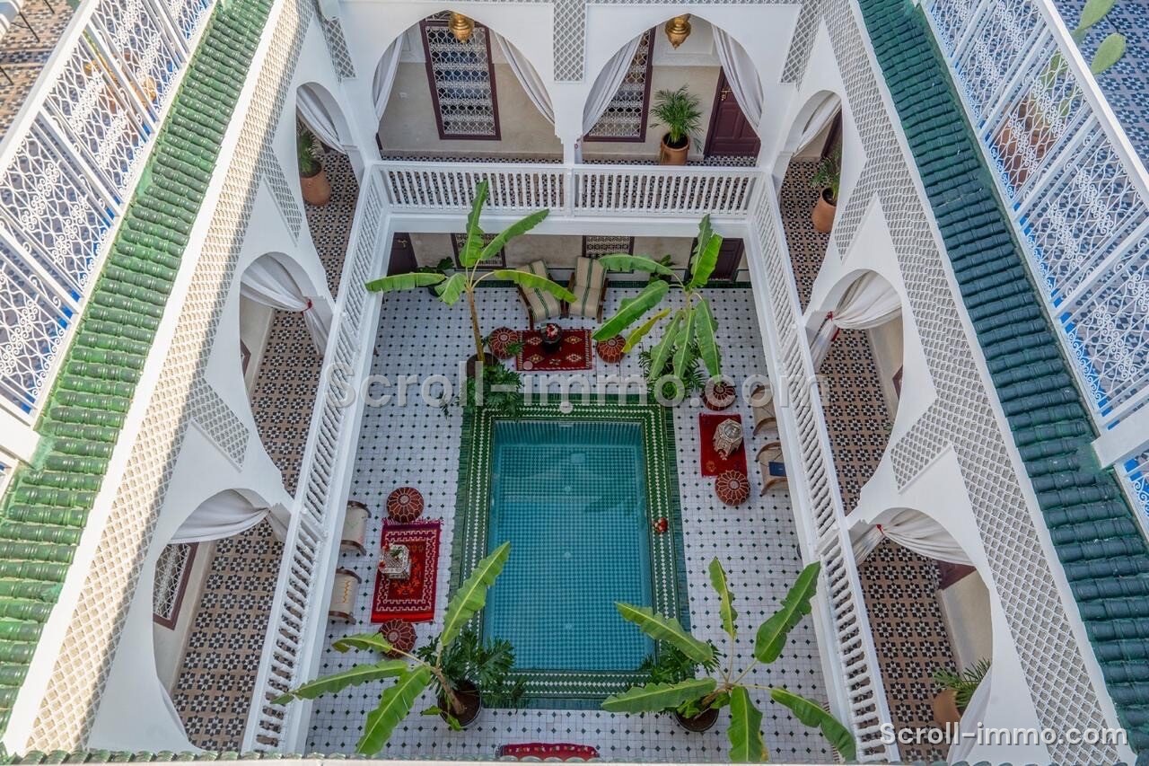 Riad de prestige – 256m² à Riad Larousse