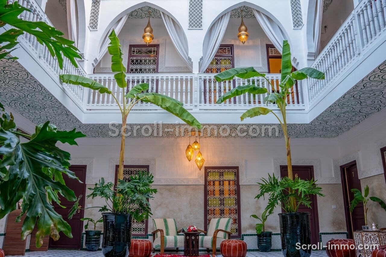Riad de prestige – 256m² à Riad Larousse
