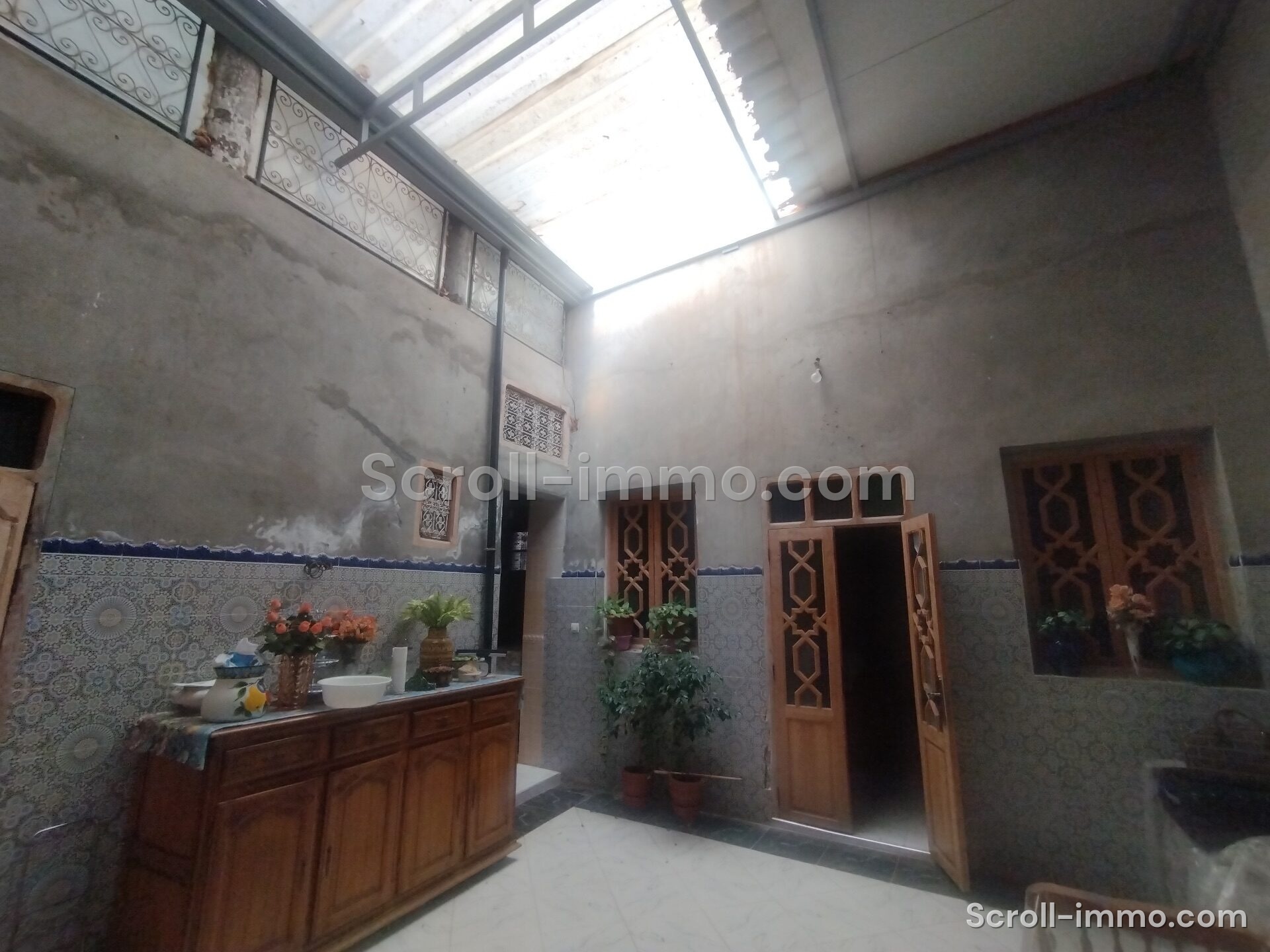 bien-20260908012136-b287a3 Riad Authentique – 100m² à Riad zitoun