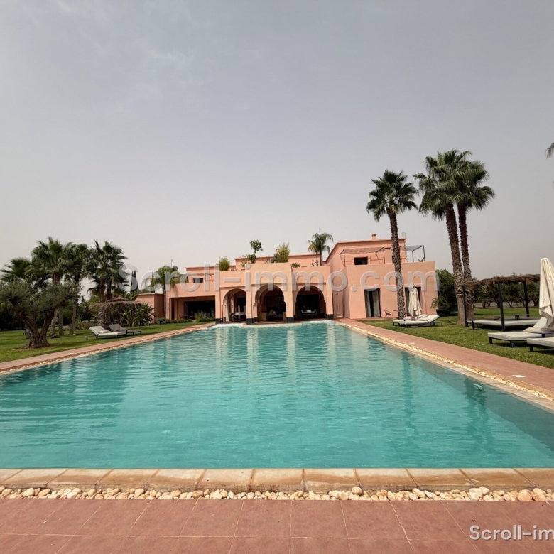 Villa de luxe – 2000m² à Route de l’Ourika