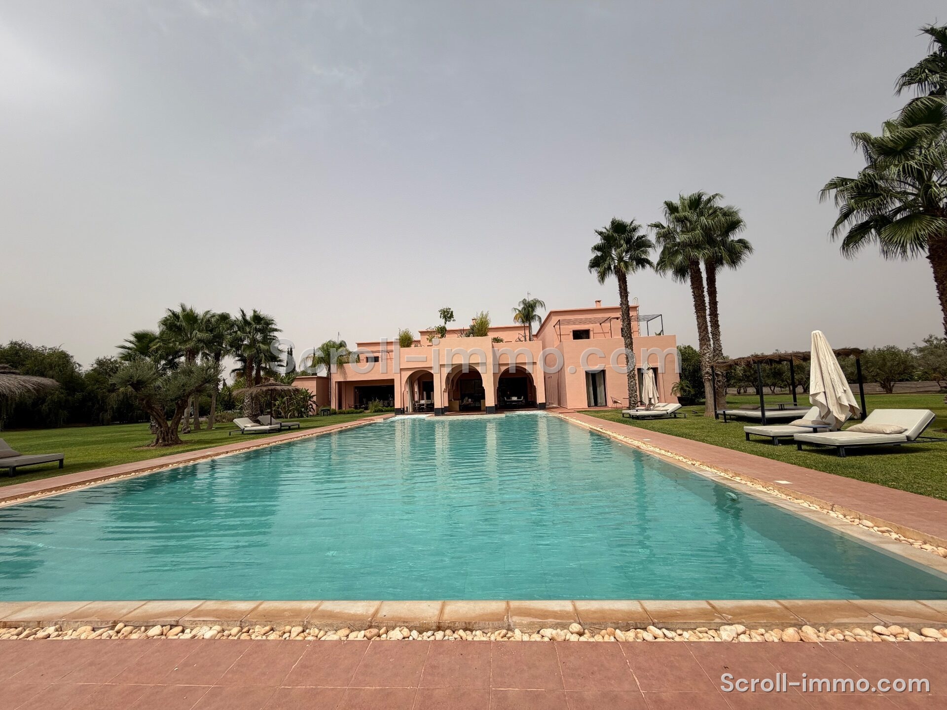 Villa de luxe – 2000m² à Route de l’Ourika