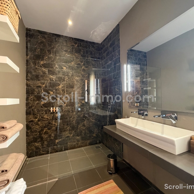 Villa de luxe – 2000m² à Route de l’Ourika