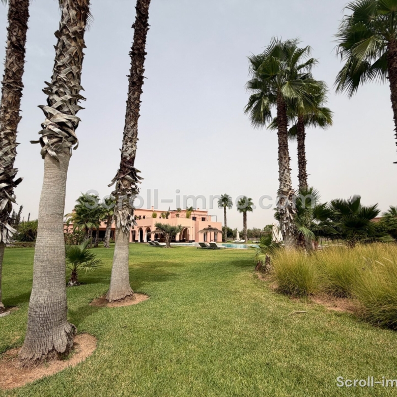 Villa de luxe – 2000m² à Route de l’Ourika
