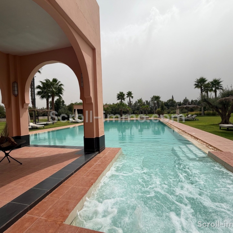 Villa de luxe – 2000m² à Route de l’Ourika