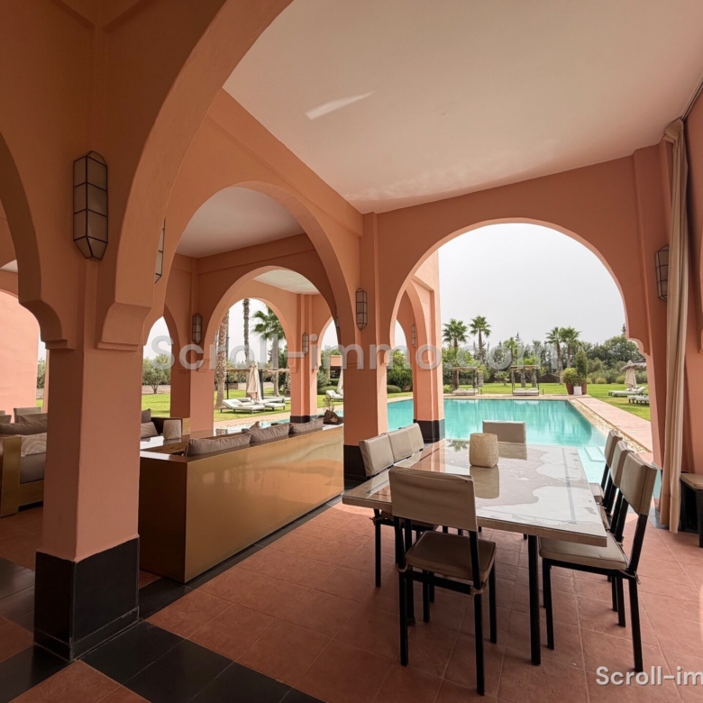 Villa de luxe – 2000m² à Route de l’Ourika