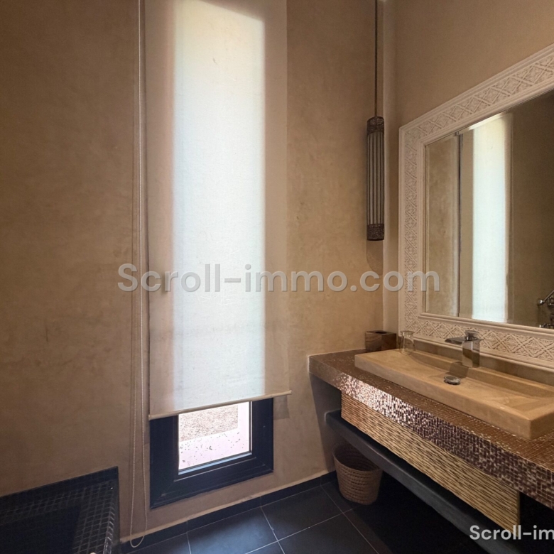 Villa de luxe – 2000m² à Route de l’Ourika