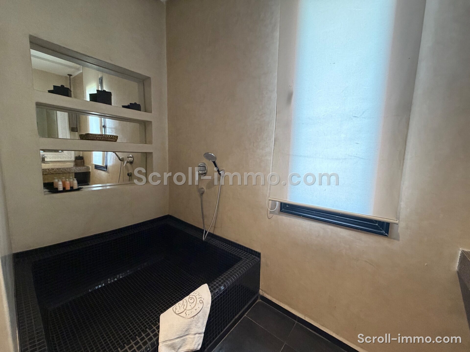 Villa de luxe – 2000m² à Route de l’Ourika