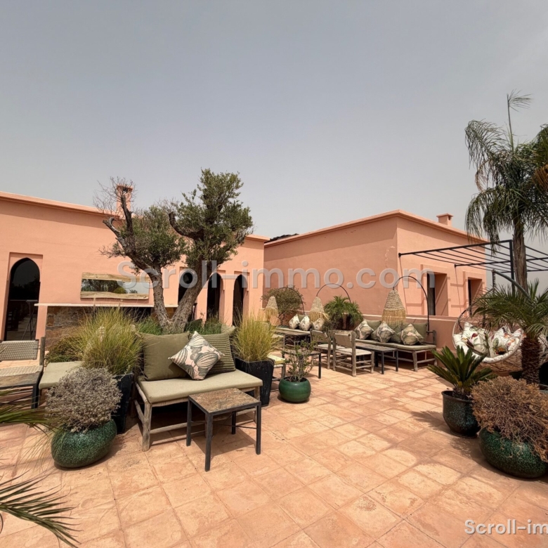 Villa de luxe – 2000m² à Route de l’Ourika