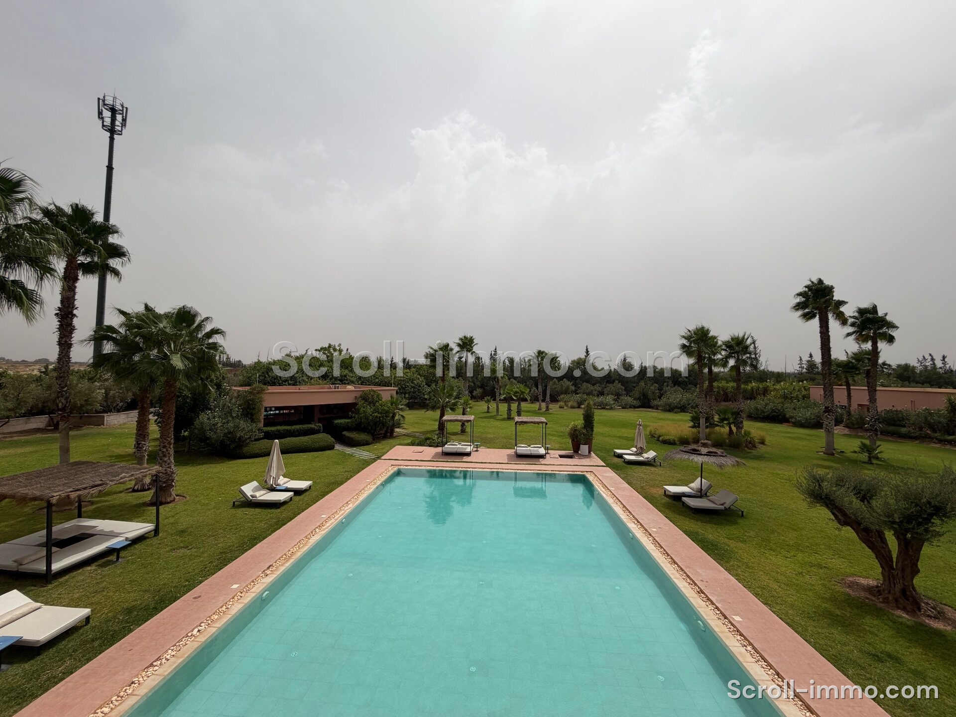 Villa de luxe – 2000m² à Route de l’Ourika