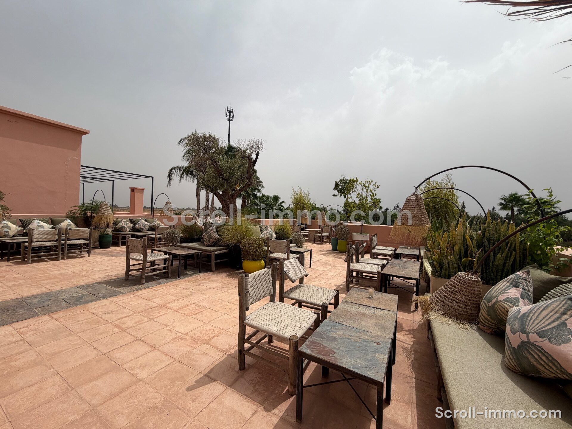 Villa de luxe – 2000m² à Route de l’Ourika