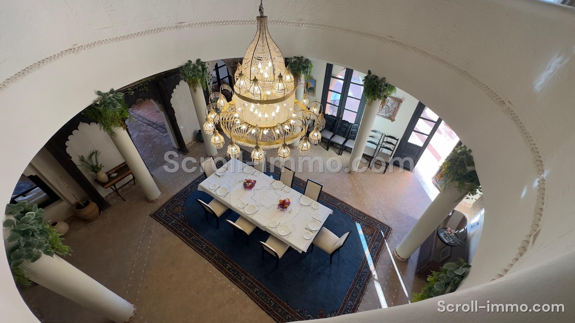 Villa contemporaine – 1600m² à Route de Fès
