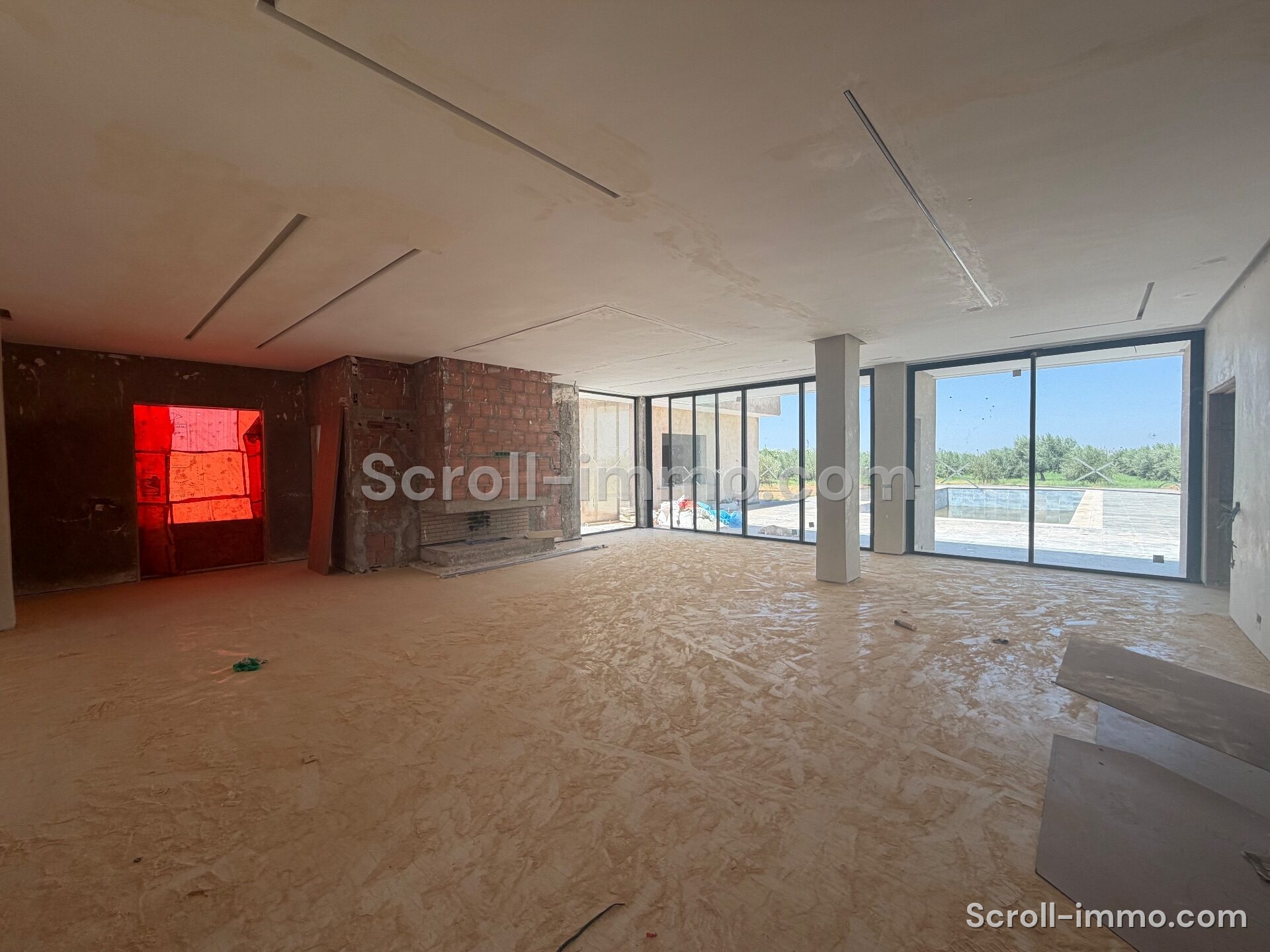 Villa en phase finale d’achèvement – 700m² à Route de Fès