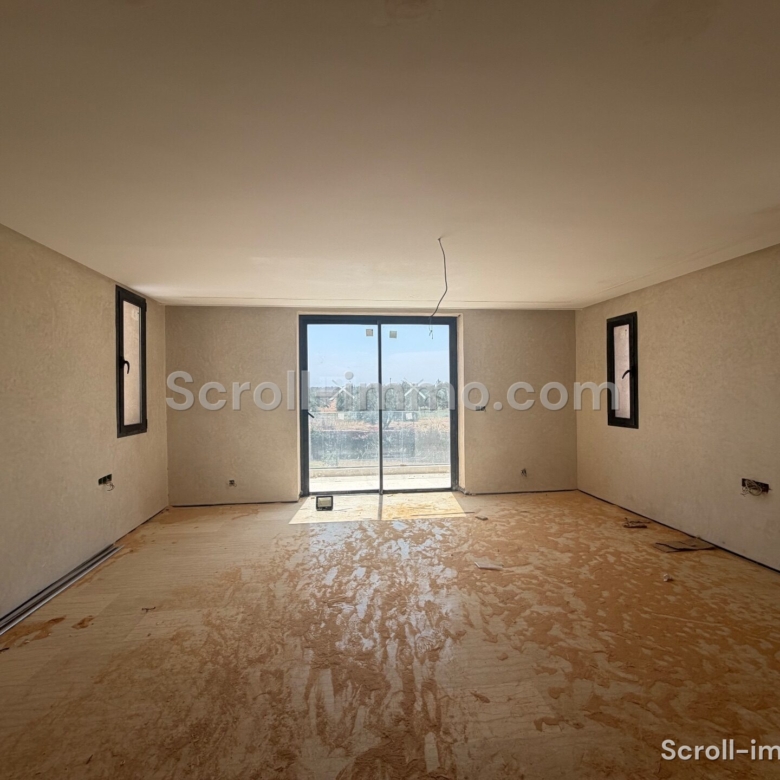 Villa en phase finale d’achèvement – 700m² à Route de Fès