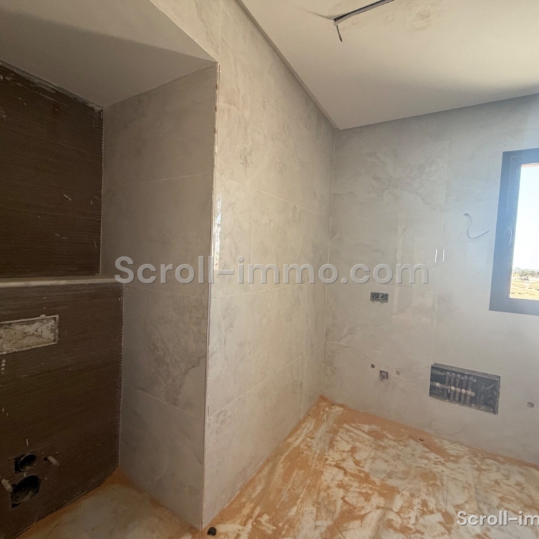 Villa en phase finale d’achèvement – 700m² à Route de Fès